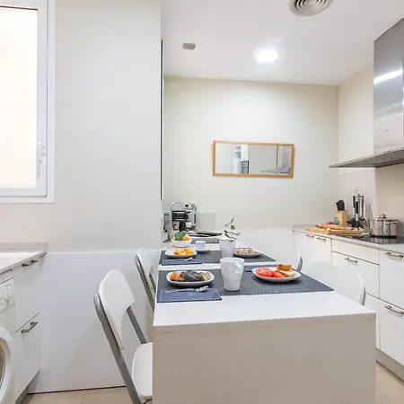 My Space - Spacious And Modern Near The Hospital Clinic * バルセロナ