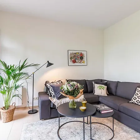 アパート My Space - Spacious And Modern Near The Hospital Clinic バルセロナ